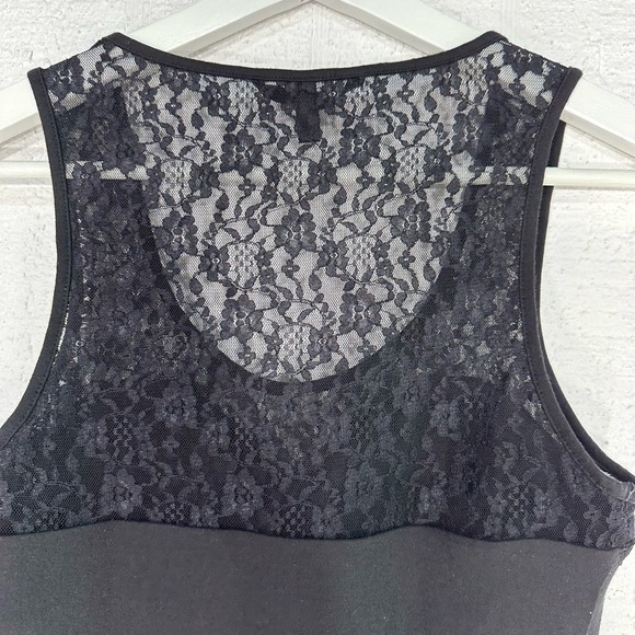 Victoria’s Secret sleeveless lace top black size S - Picture 4 of 9